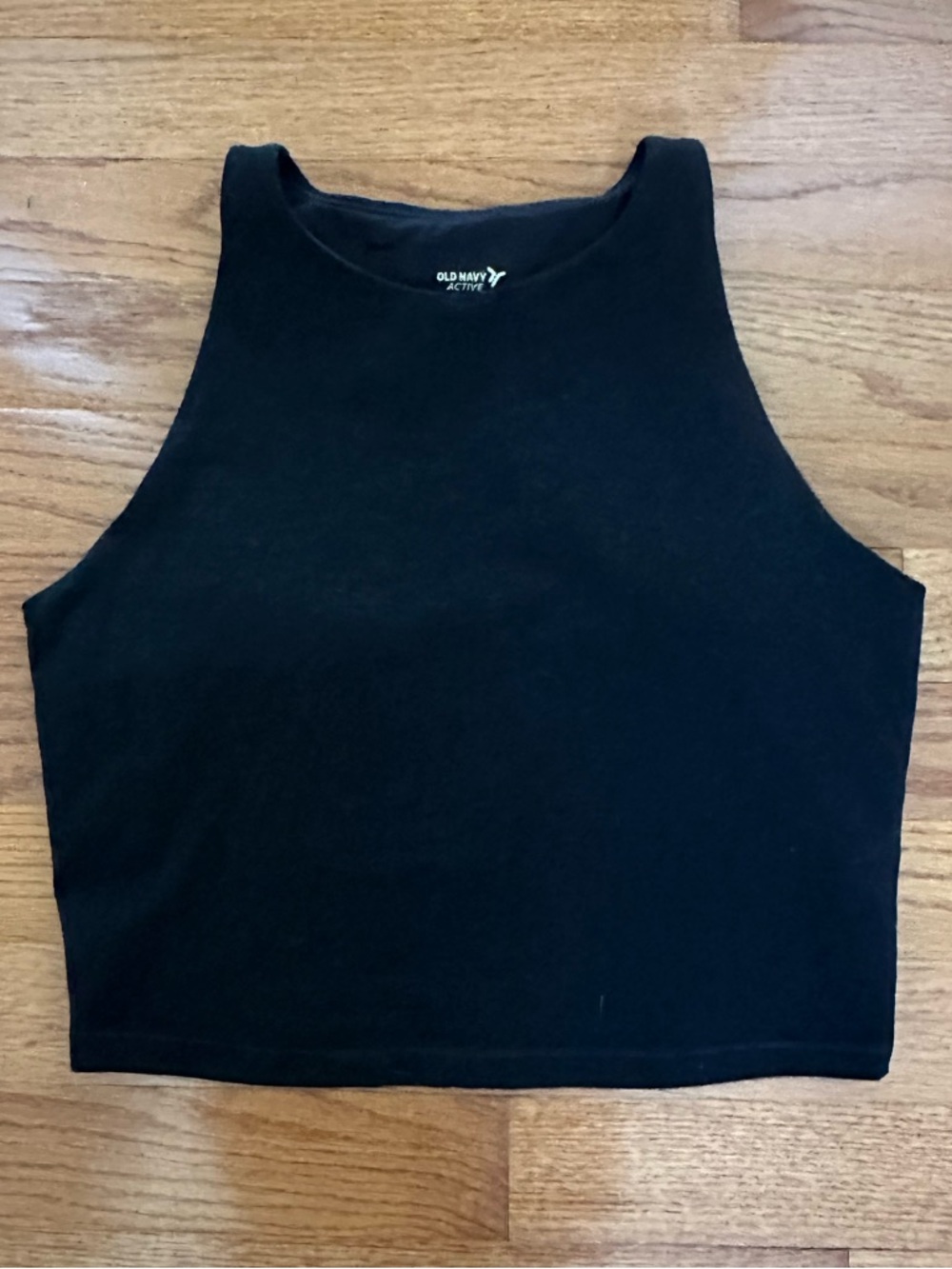 NWOT Old Navy Active Crop Athletic Top